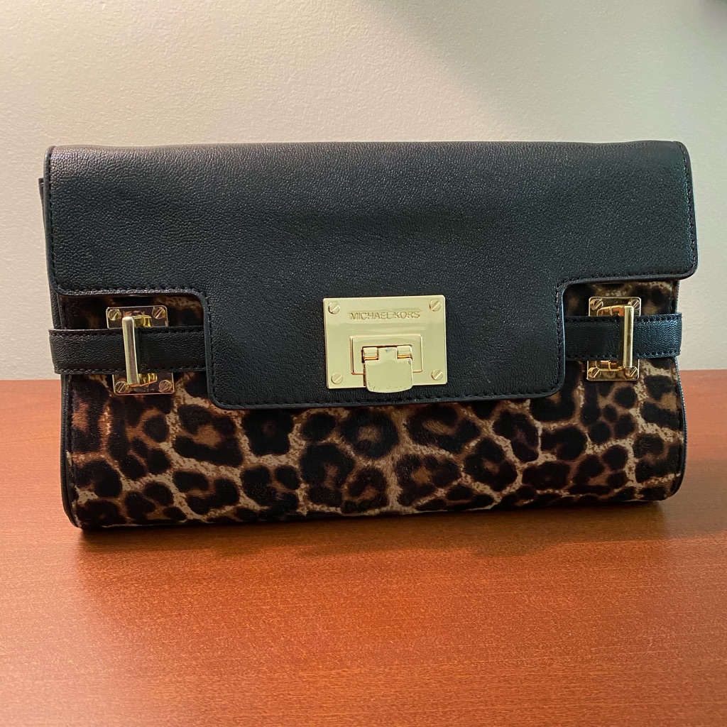 Michael Kors Astrid Clutch, Euc